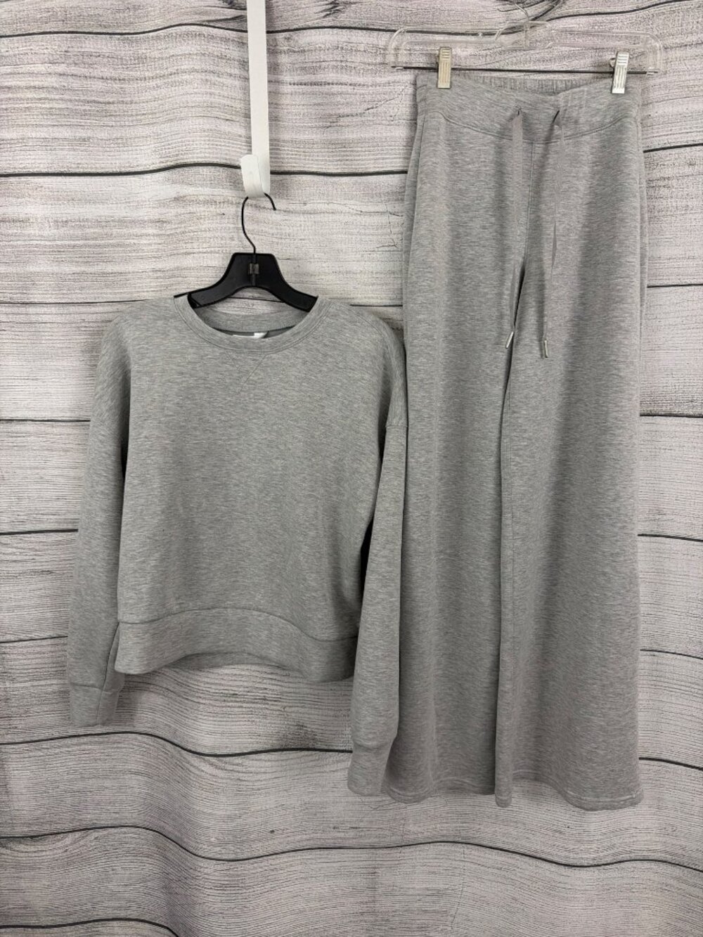 Spanx AirEssentials Gray Lounge Set Sweatshirt S & Wide-Leg Pants XS